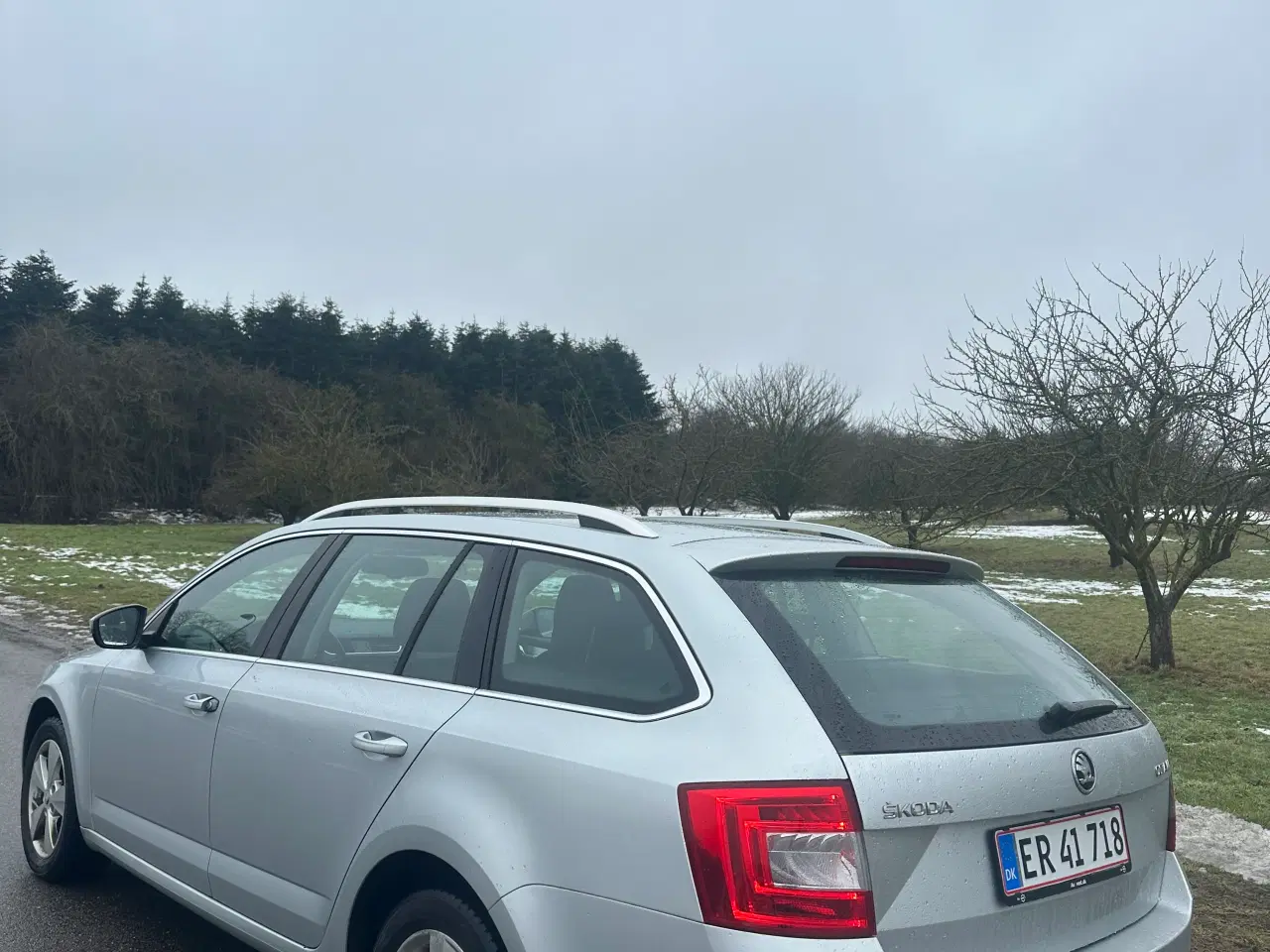 Billede 5 - Fin økomonisk familie bil