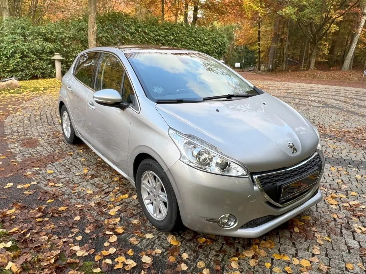 Billede 1 - Peugeot 208 1,2 VTi Allure