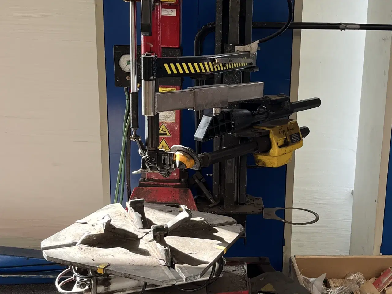 Billede 1 - Dækmaskine