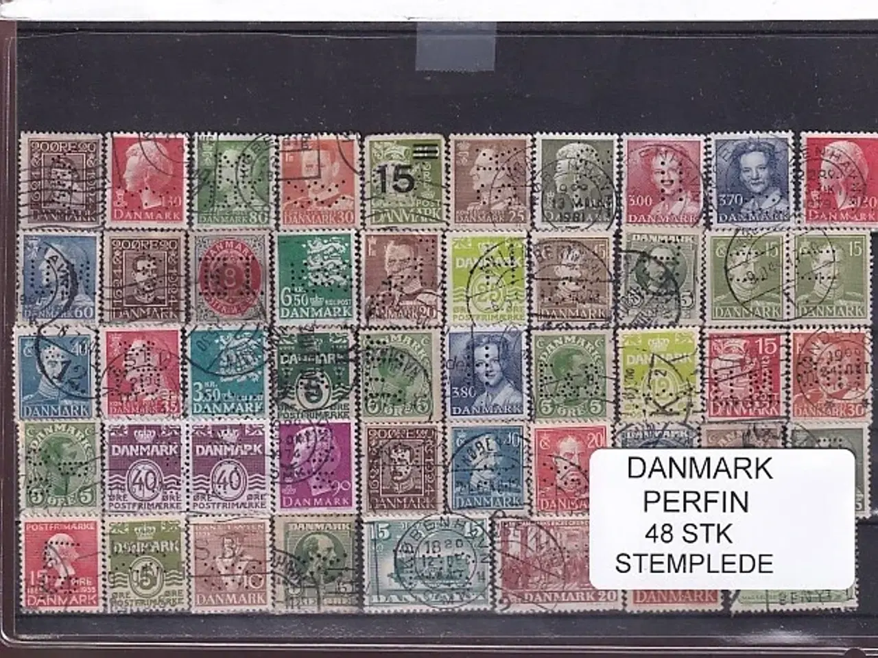 Billede 1 - Danmark Perfiner 48 stk. Stemplet/Ustemplet