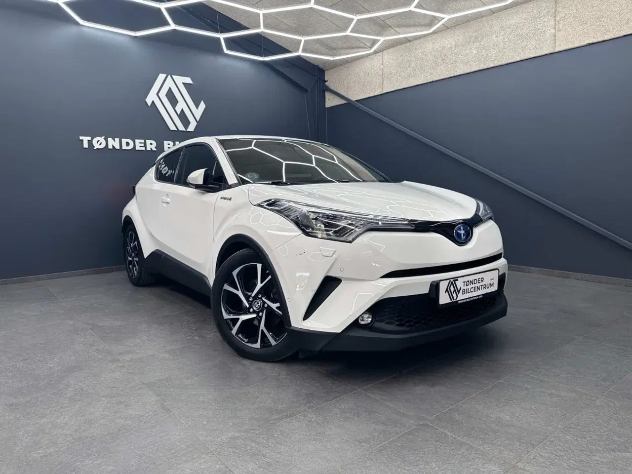 Billede 1 - Toyota C-HR 1,8 Hybrid Premium Selected CVT