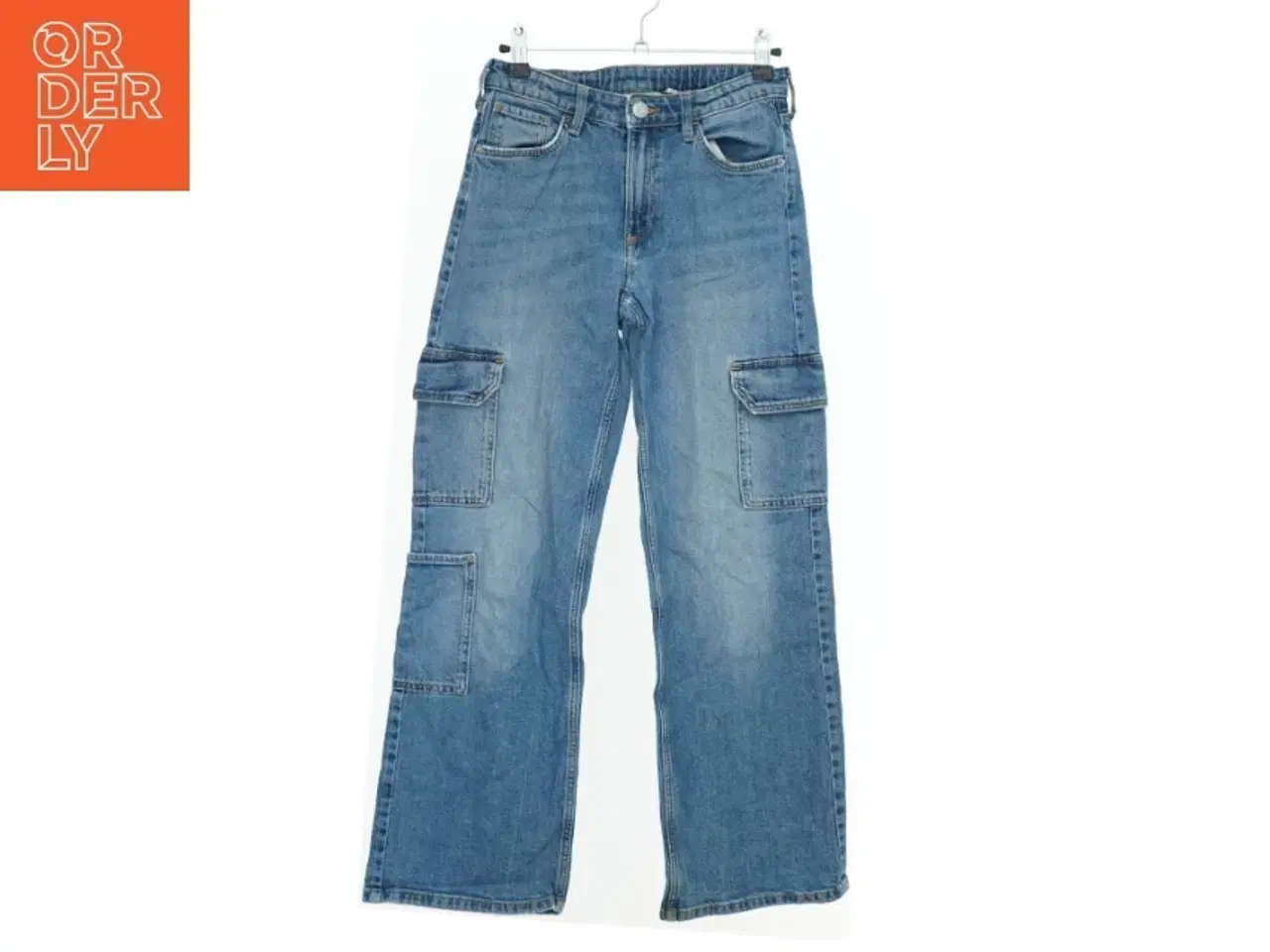 Billede 1 - Jeans med lommer fra H&M (str. 152)