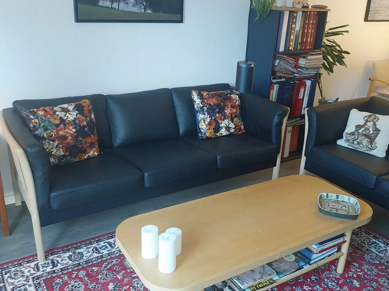 Billede 1 - Sofa 3+2 personer med sofabord