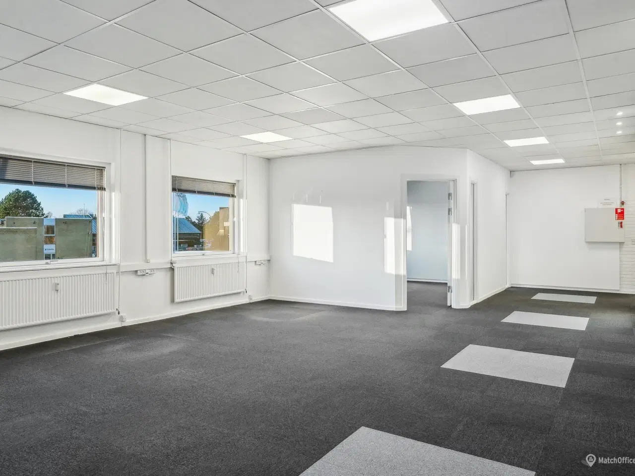 Billede 6 - Kombineret lager og kontorlejemål i Ishøj med port og hurtig adgang til E20 og E47