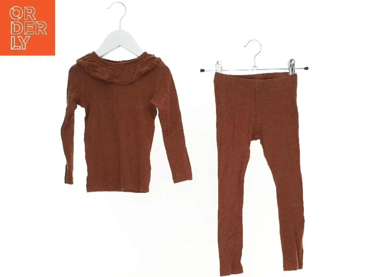 Billede 1 - Sæt (2 stk.) fra Name It (str. 104 cm)