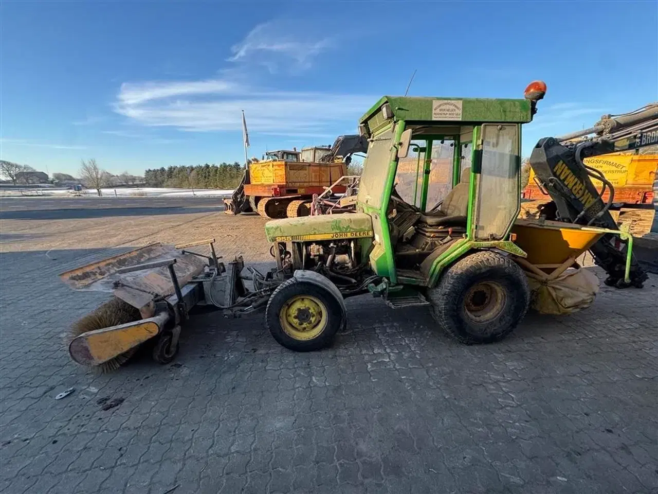 Billede 2 - John Deere 955 MED KOST OG SALTSPREDER!