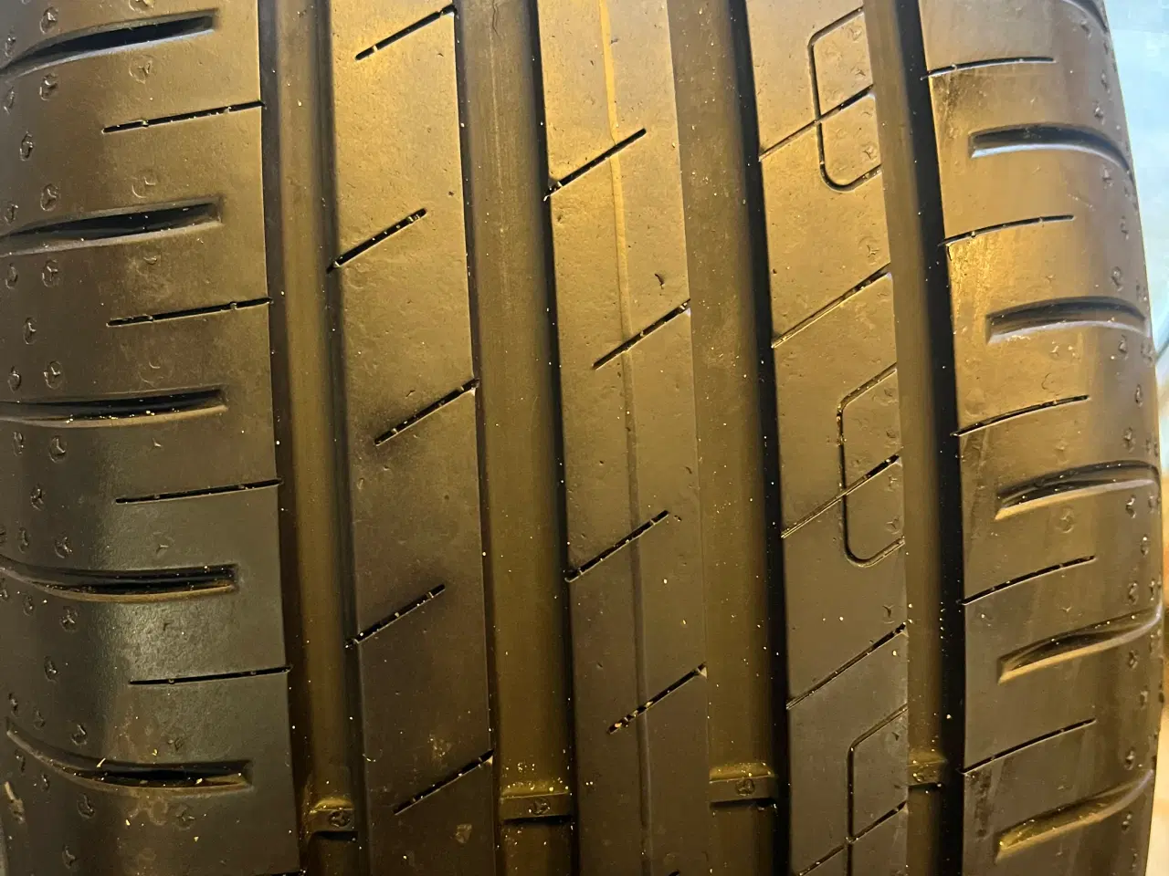 Billede 5 - Sommerdæk. 205-60-16 Goodyear.