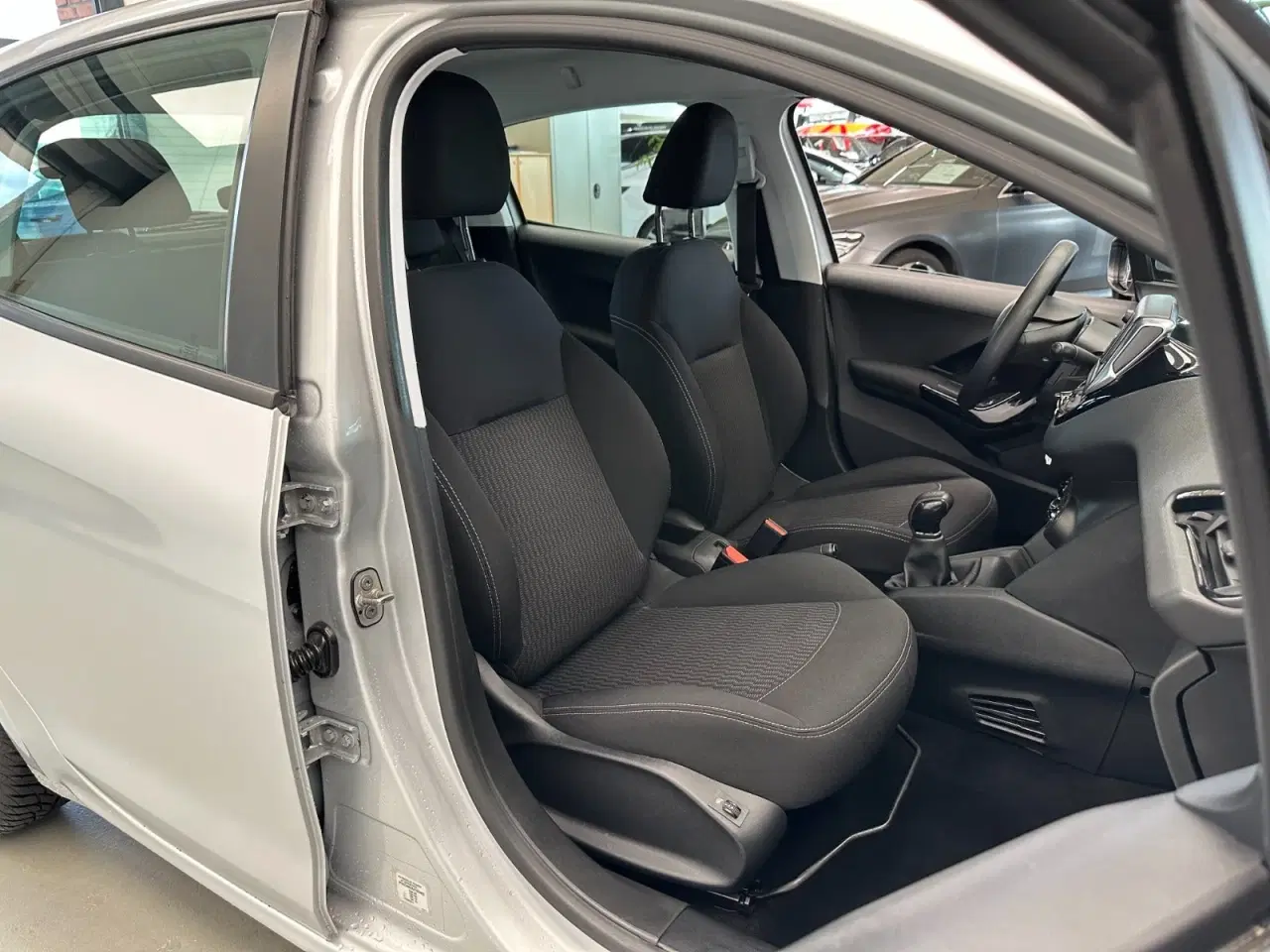 Billede 10 - Peugeot 208 1,2 VTi 82 Active