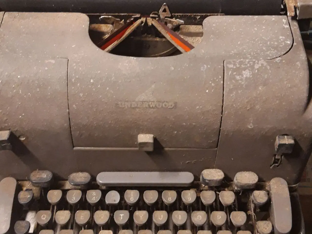 Billede 3 - Undervood elektrisk skrivemaskine