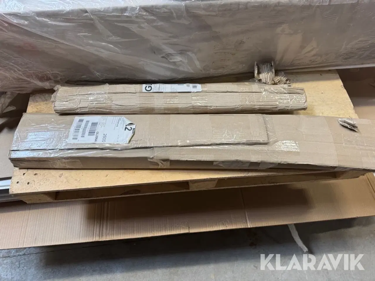 Billede 5 - Radiatorer og konvektor 3 styks og riste