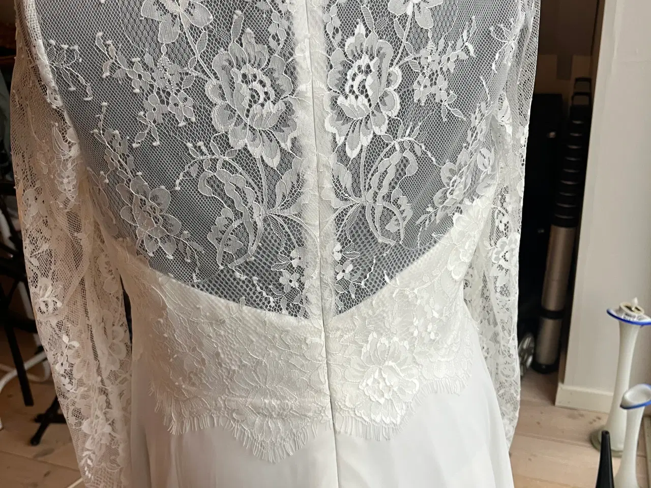 Billede 5 - HELT ny konfirmationskjole