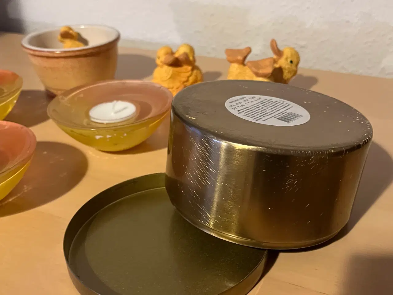 Billede 7 - Dekorationssæt med fyrfadsstager, skål, metaldåse 