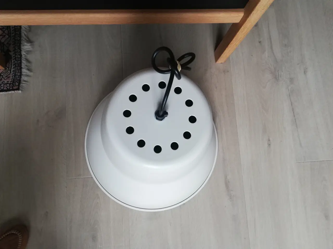 Billede 2 - Værkstedslampe stor råhvid