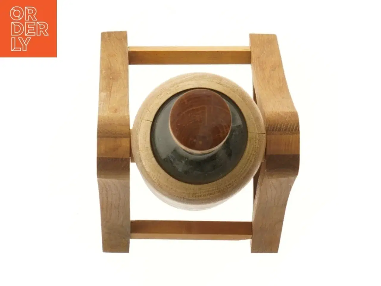 Billede 2 - Vodkaflaske med træholder (str. 43 cm)