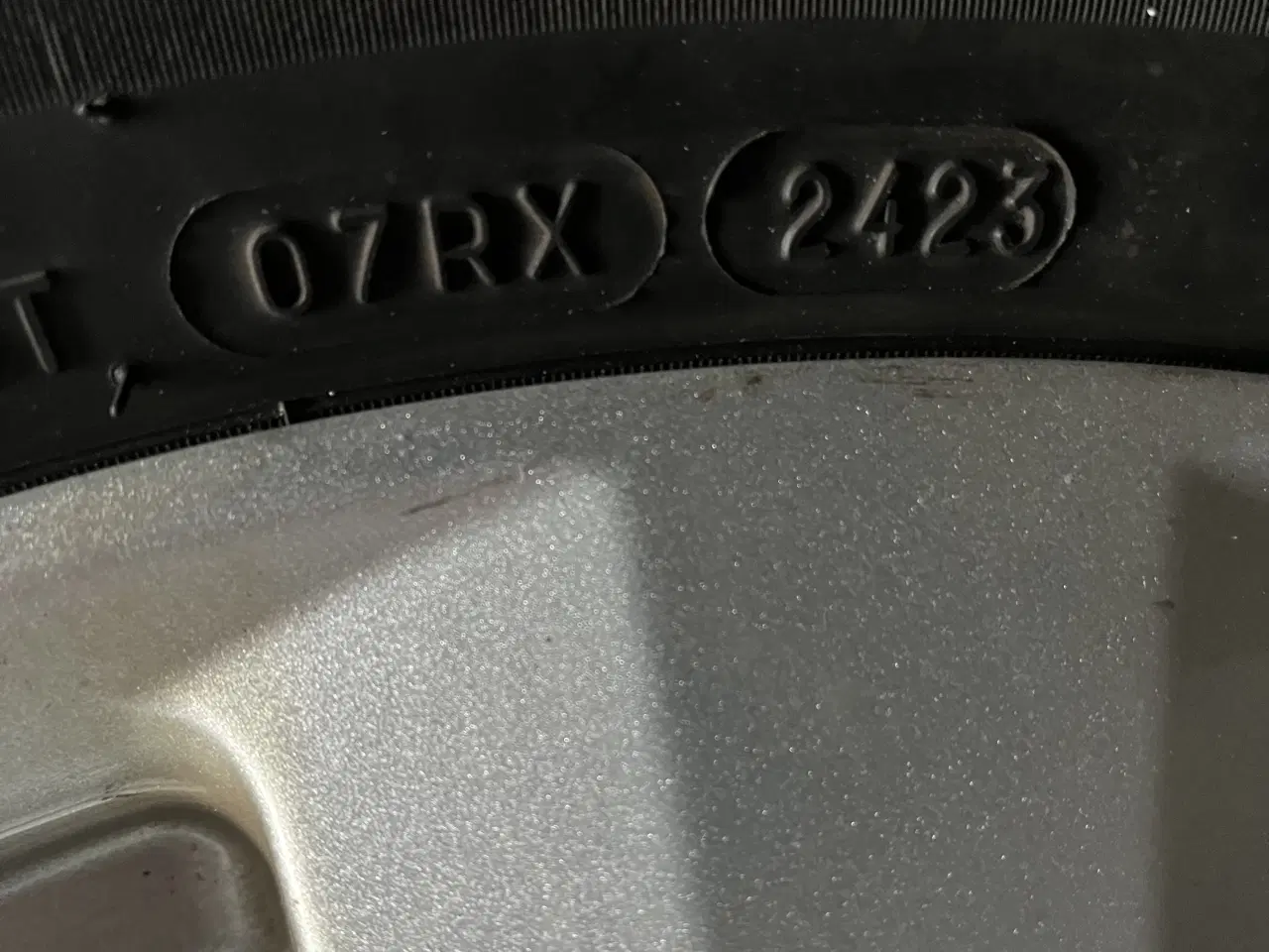 Billede 6 - Flotte RAV4 vinterdæk med alu-fælg