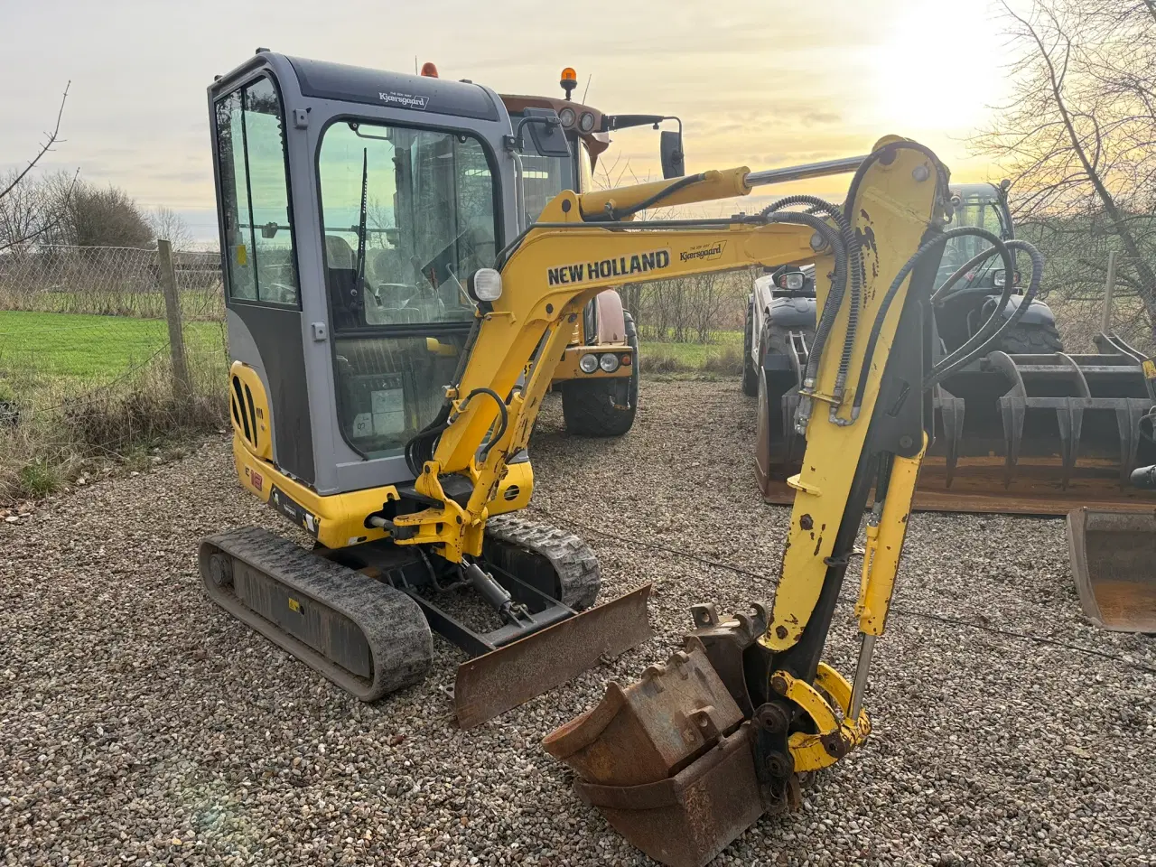 Billede 1 - New Holland E 18