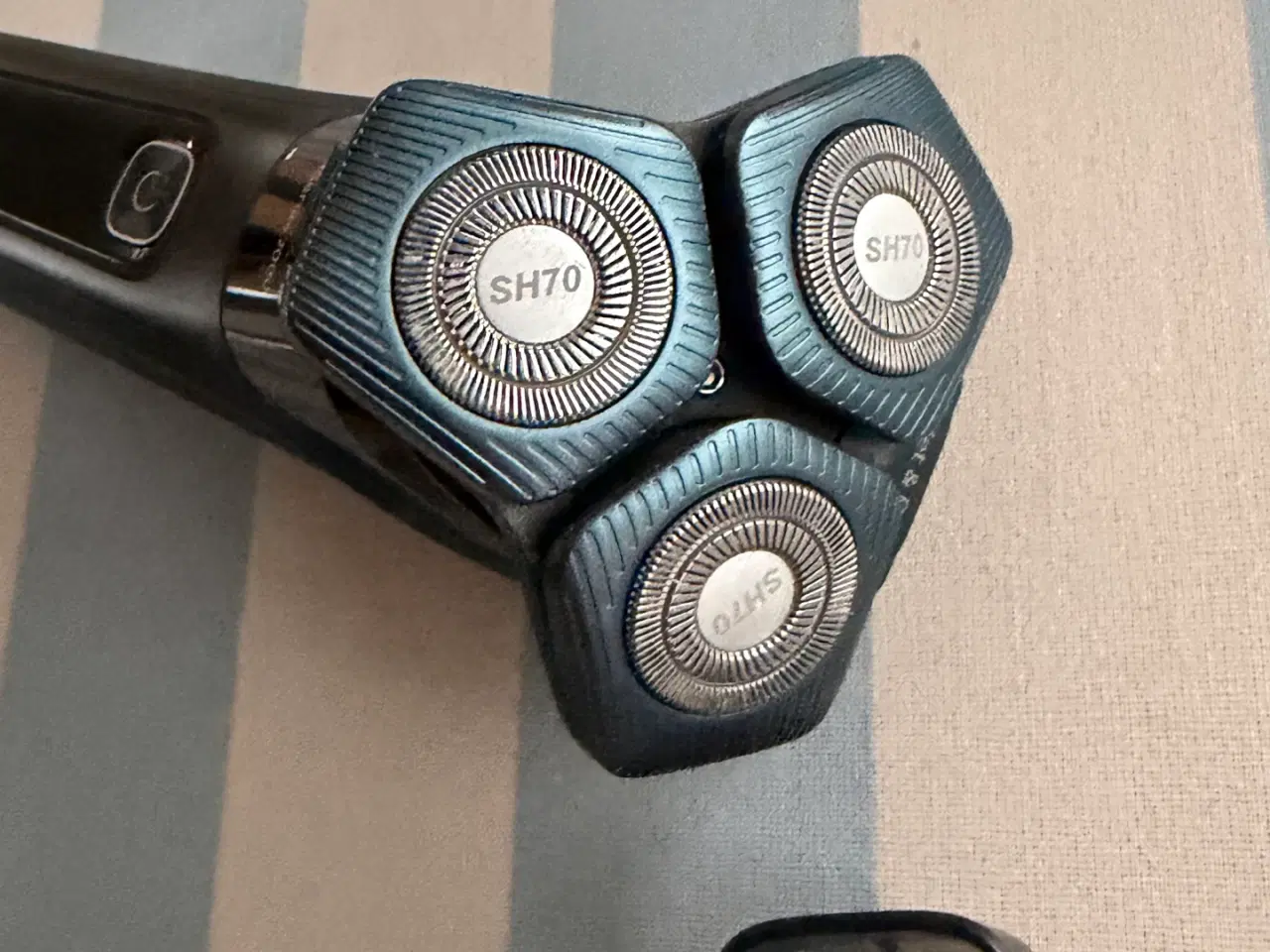 Billede 2 - SUPER PHILIPS s 7000,- Barbærmaskine  Brugt 2 gang