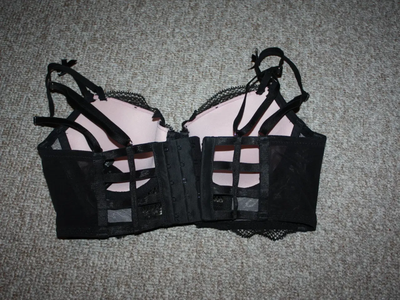Billede 3 - BH Hunkemöller / hunkemøller str. 70 C (EU)