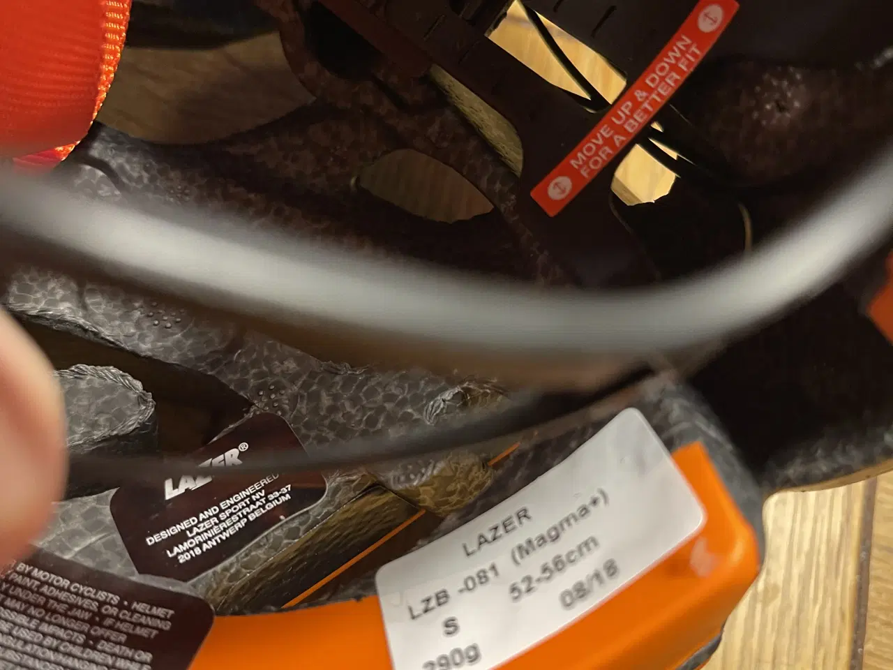 Billede 4 - Cykelhjelm model Lazer