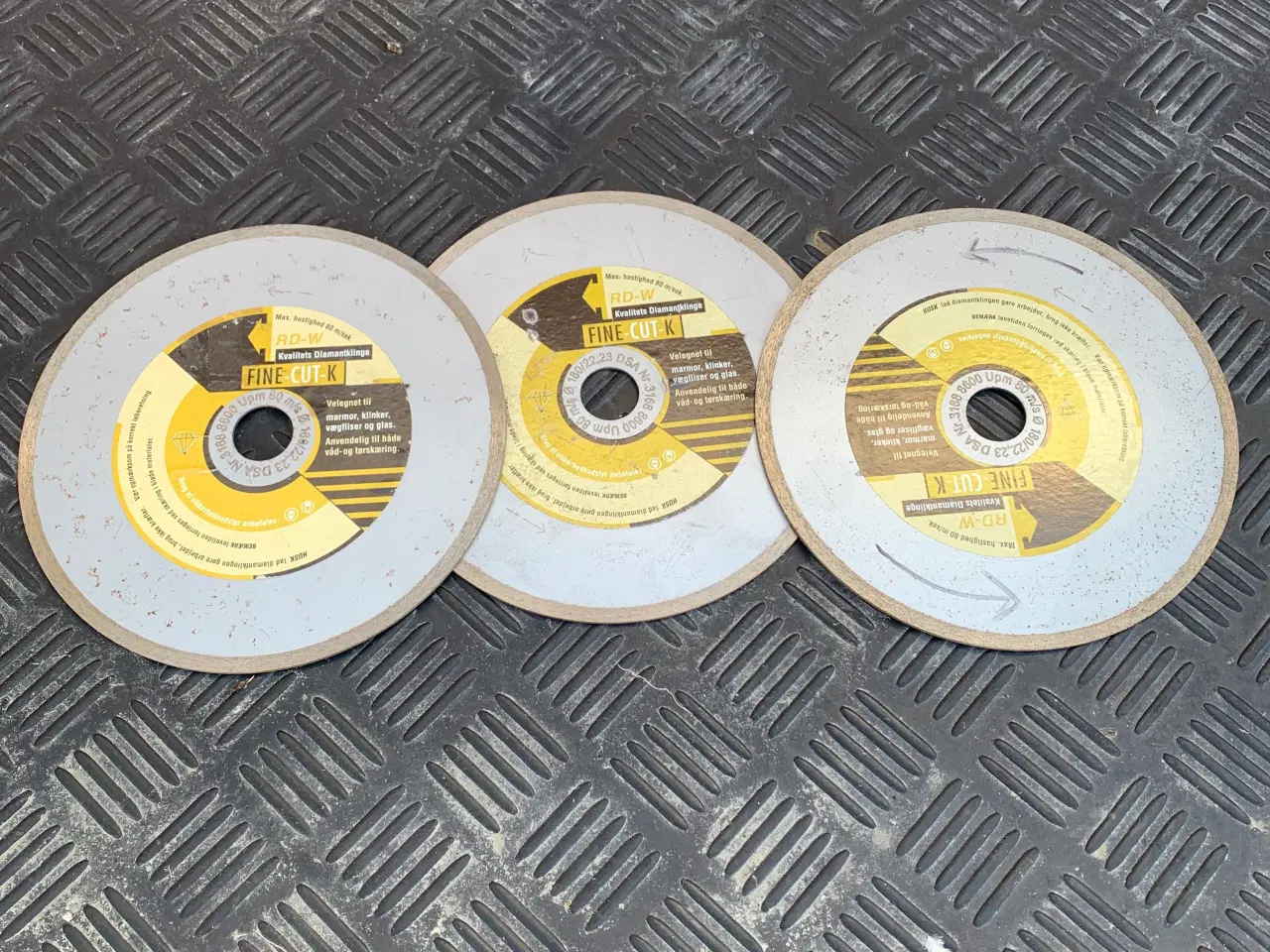 Billede 6 - Flytte oprydning. Slibematerialer samt div. Maskin