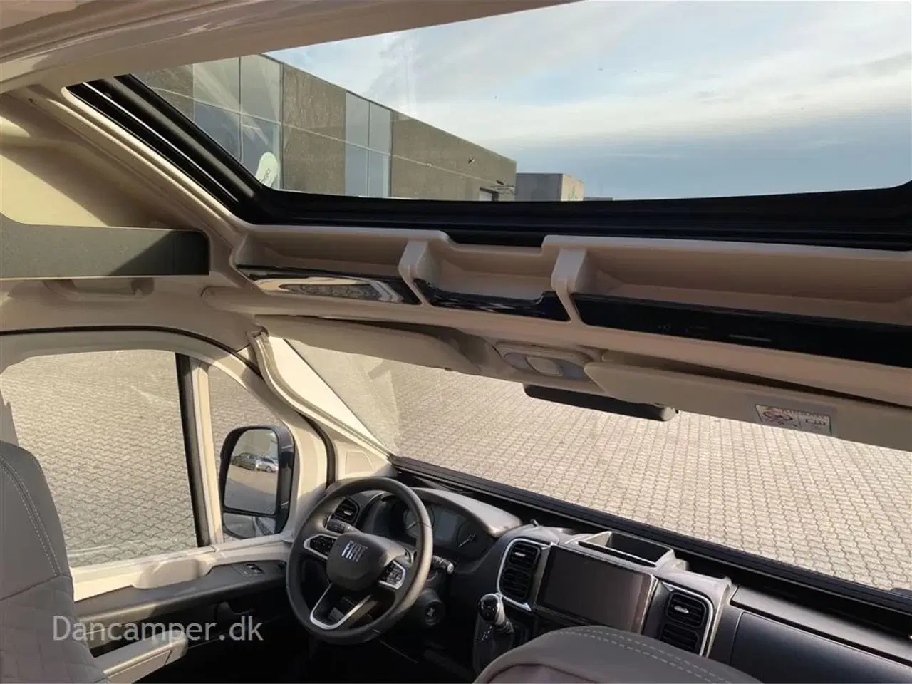 Billede 16 - 2026 - Chausson V697 Sport Line Super vintercamper, 140 HK, 8-trins automatgear, adaptiv fartpilot. Tilbehørs-, Connect-, Safety- og Artic pakke m.m.m..