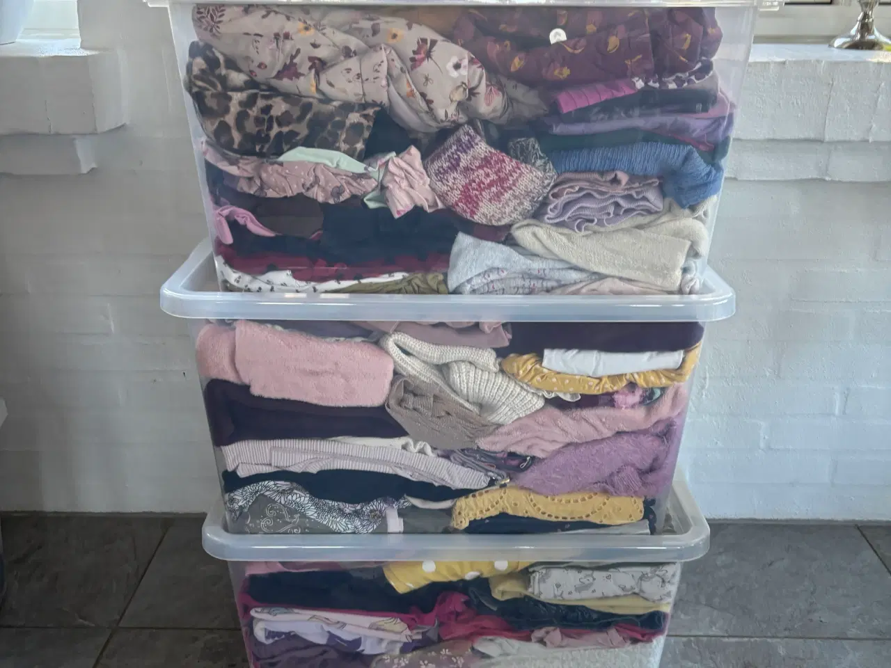 Billede 1 - Pigetøj 5-7 år