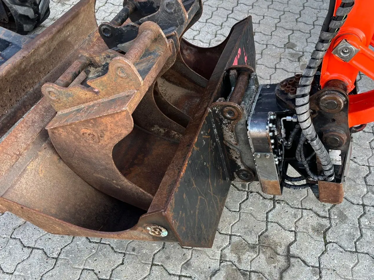 Billede 5 - Kubota kx027-4 rotortilt svensker skovl og 2 graveskovle