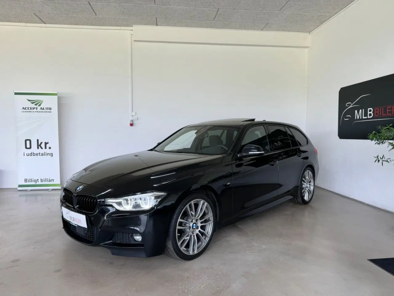 Billede 2 - BMW 320d 2,0 Touring M-Sport aut.