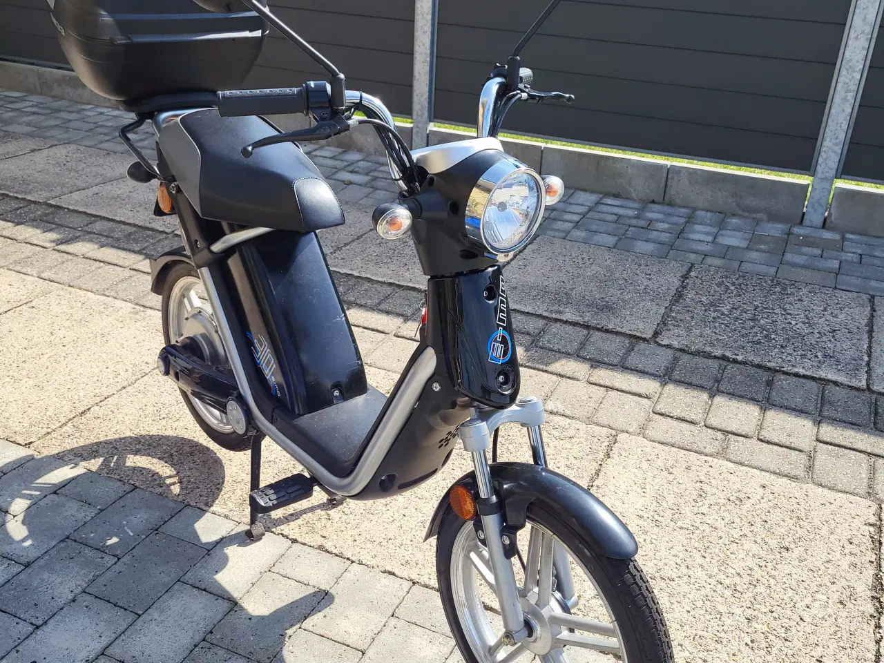 Billede 1 - El-knallert