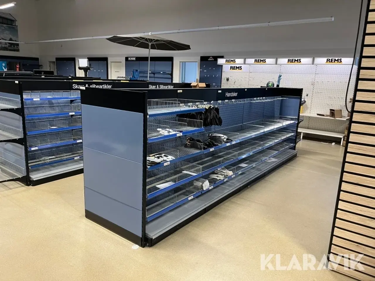 Billede 7 - Værksteds/butik inventar