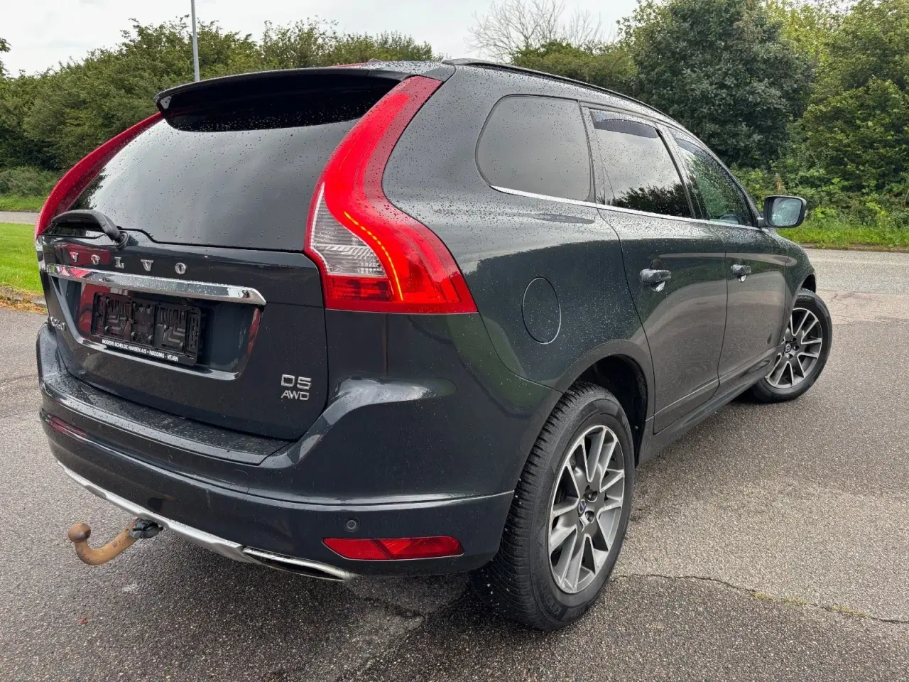 Billede 3 - Volvo XC60 2,4 D5 215 R-Design aut. AWD Van