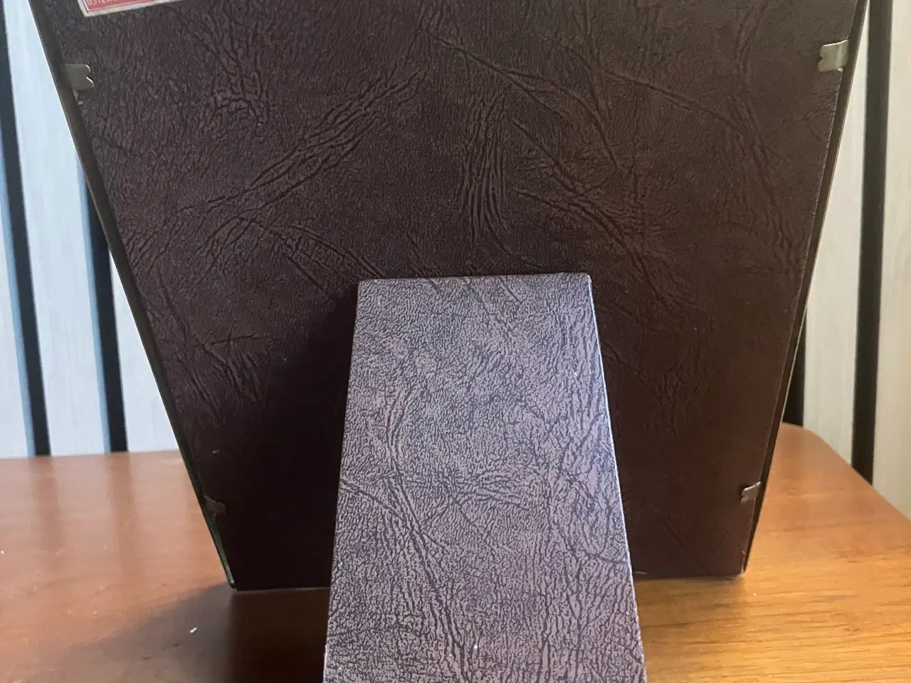 Billede 3 - Gammel metal ramme med buet glas og patina