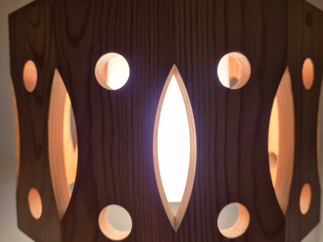 Billede 10 - Sjældne svenske retrolamper i fyrretræ 