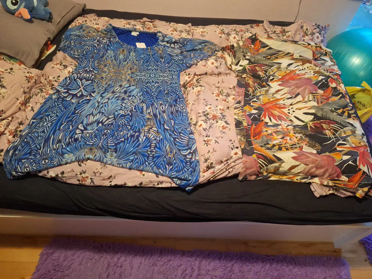 Billede 3 - Kjole  til fest 