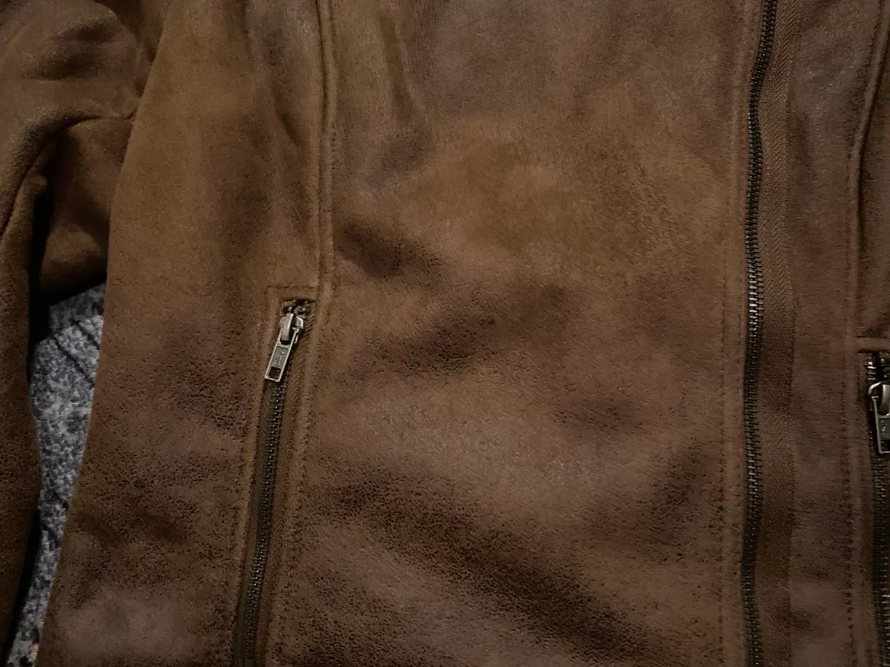 Billede 11 - H&M varm jakke med faux fur foer - 42