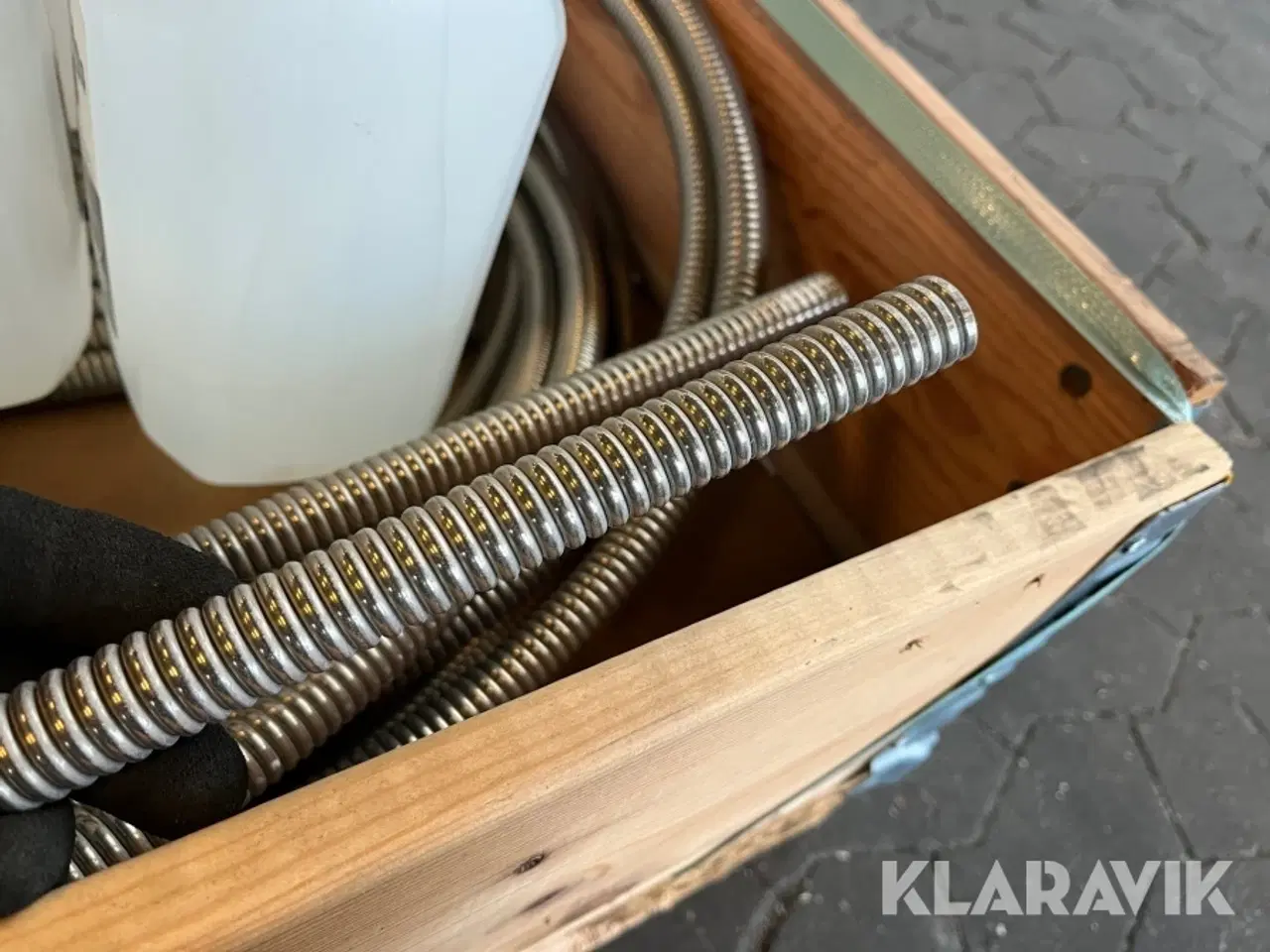 Billede 9 - Lot - belægningsrens, wire guide system og kabelbeskyttere - 2 paller