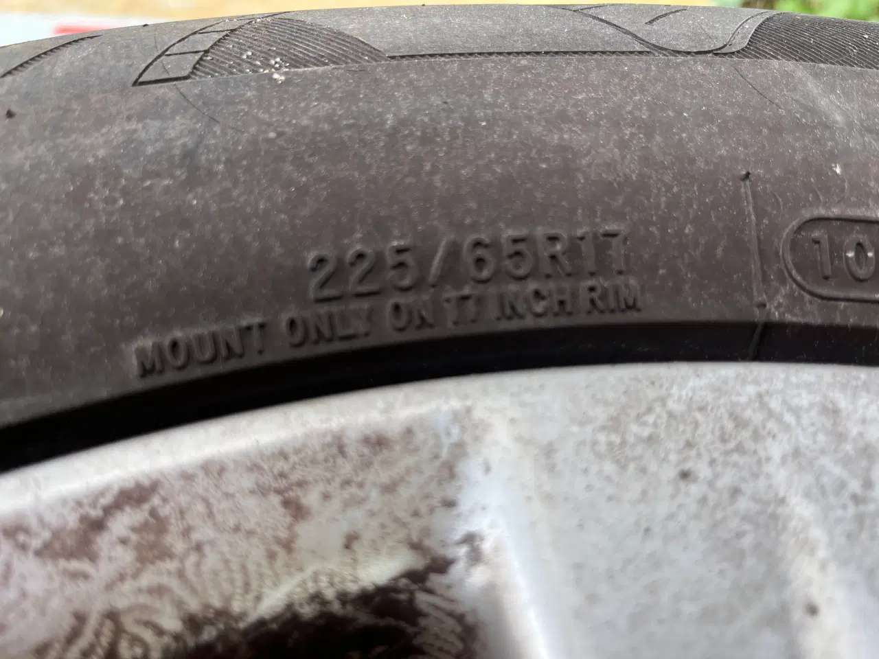 Billede 2 - Dæk på fælge til Toyota RAV4