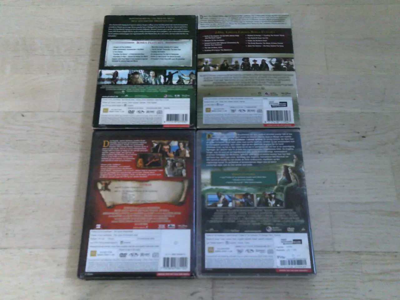Billede 2 - PIRATES OF THE CARIBBEAN 2 DVD + 2 DOBBELT DVD