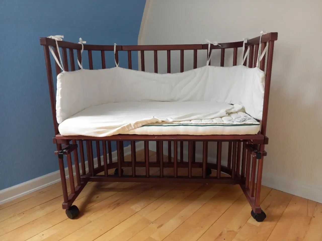 Billede 1 - Babybay Maxi seng 