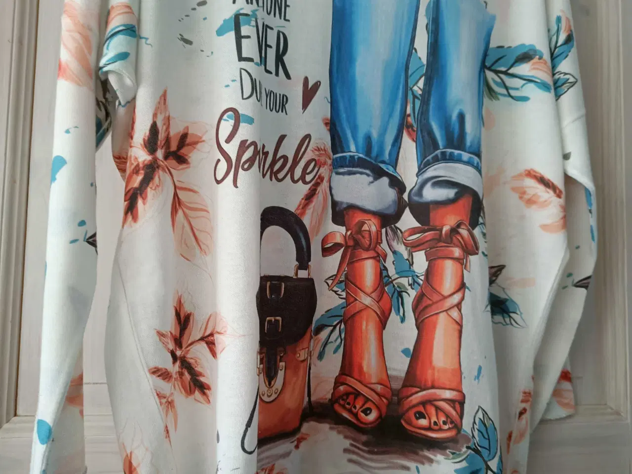 Billede 3 - Ukendt dame trøje 44str