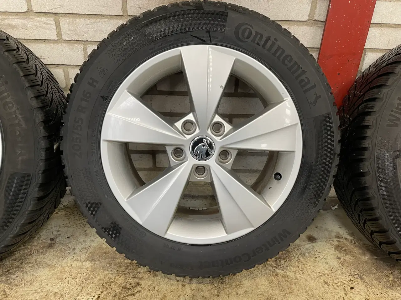 Billede 4 - 16 Skoda Octavia 205/55r16 Ref.P7 vinter