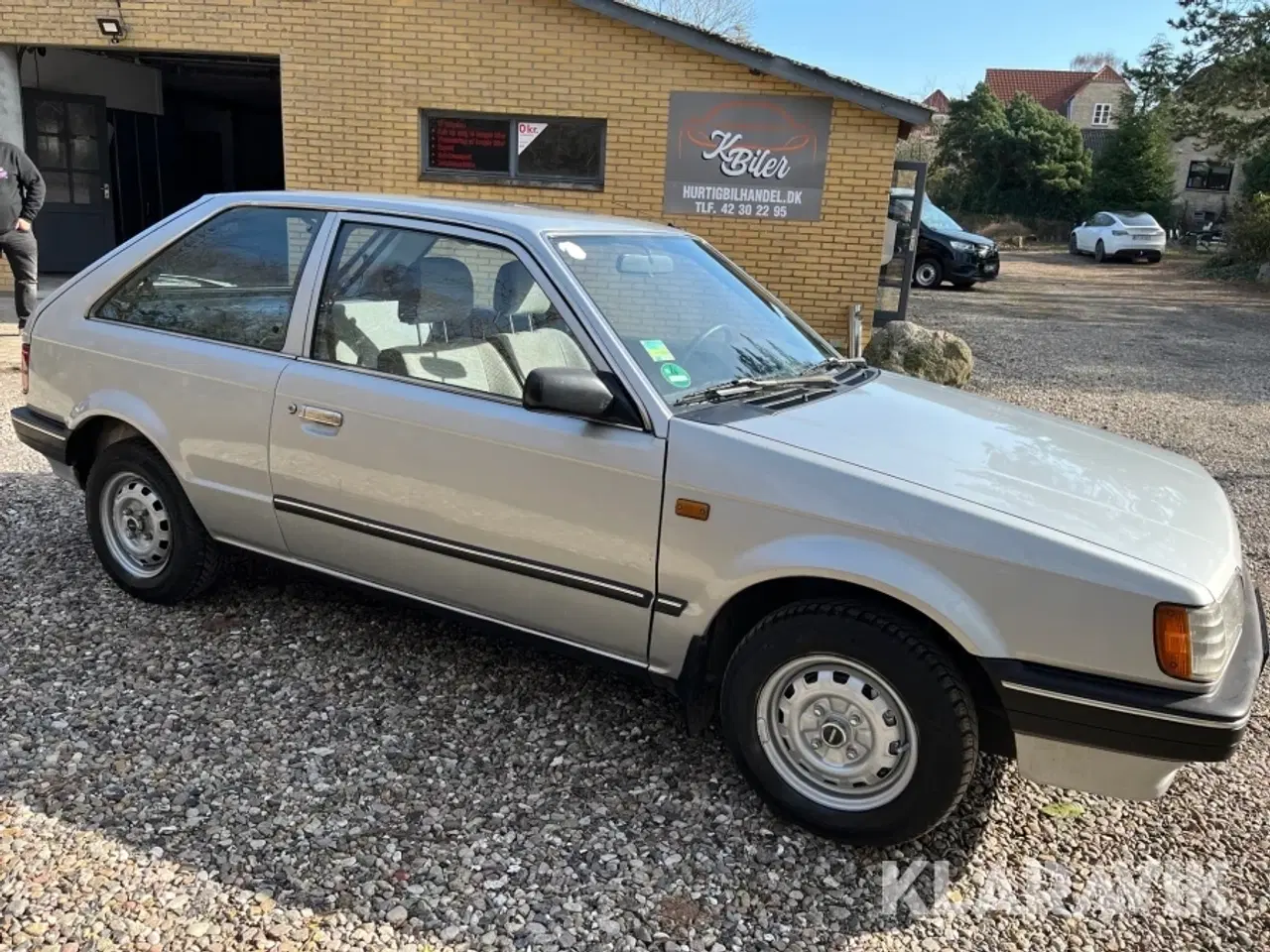 Billede 5 - Personbil Mazda 323 1,3LX