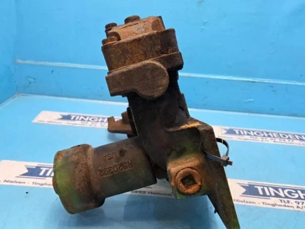 Billede 5 - John Deere 6090HZ003 Termostat Hus R522012