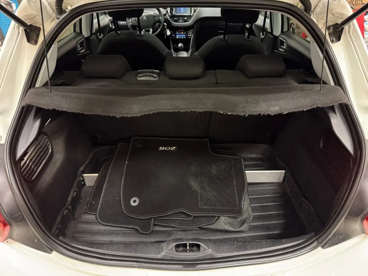 Billede 16 - Peugeot 208 1,6 BlueHDi 100 Desire Sky