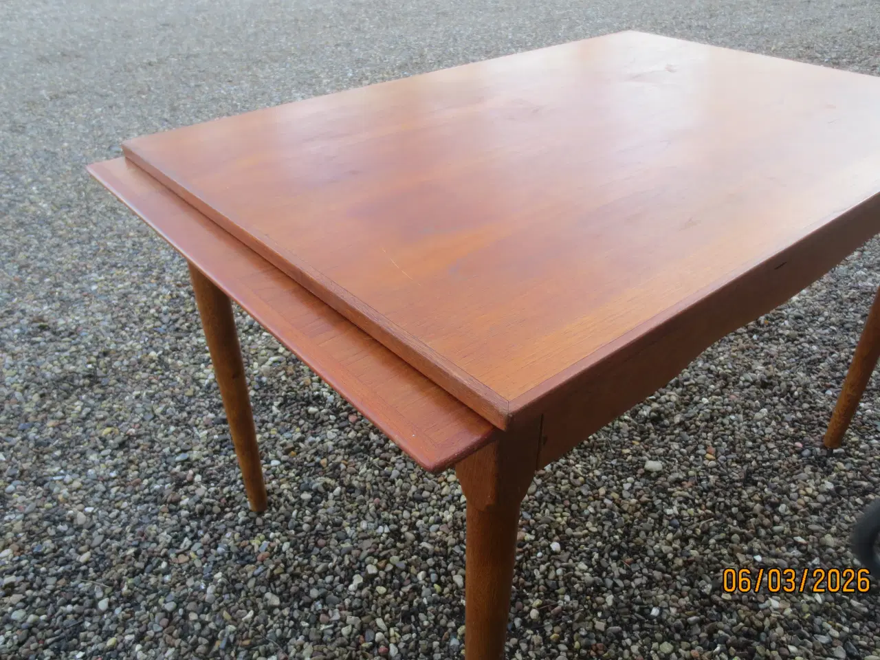 Billede 6 - 1 stk Teak Spisebord med Hollandsk udtræk