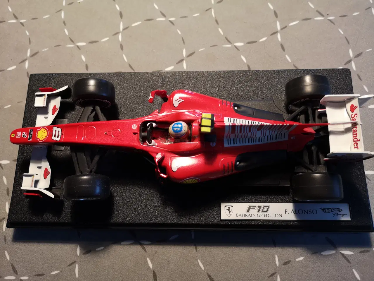 Billede 3 - Modelbiler Ferrari og en F10 racer