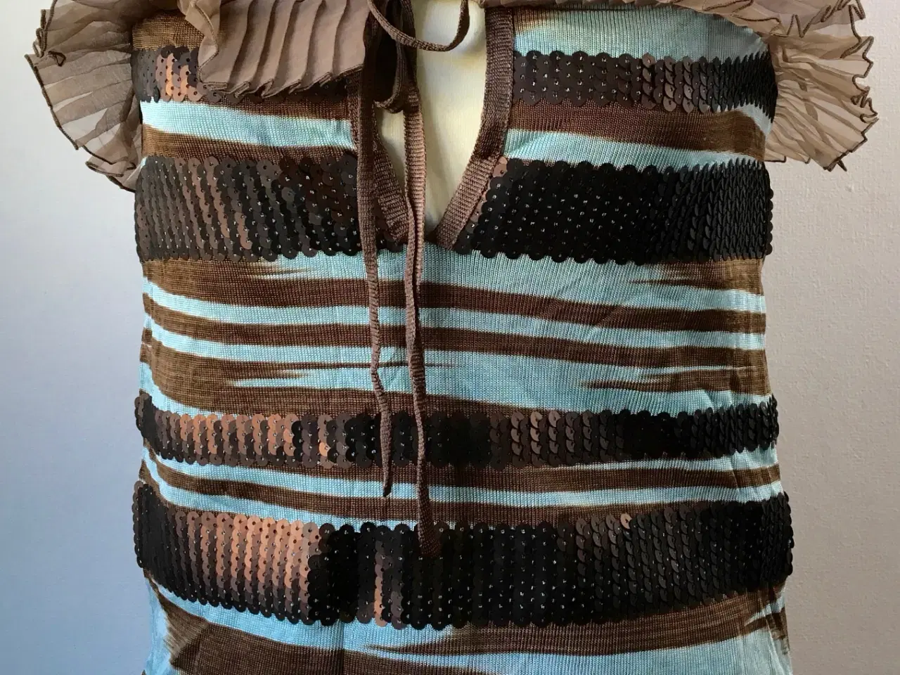 Billede 1 - Missoni, top, str 36