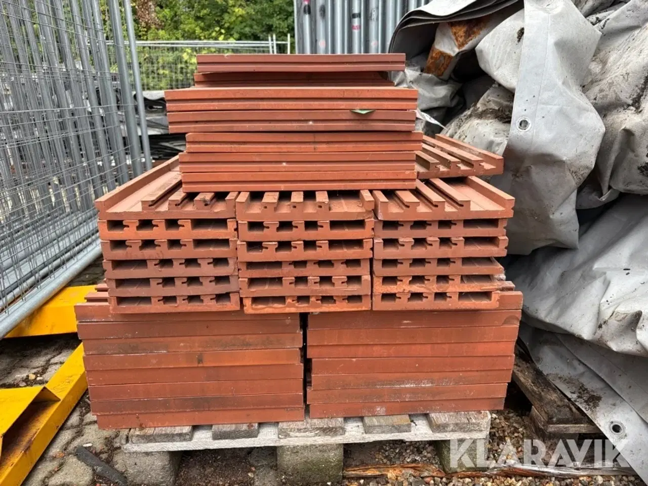 Billede 2 - Tegl Komproment til facade eller tag Cirka 180 styk