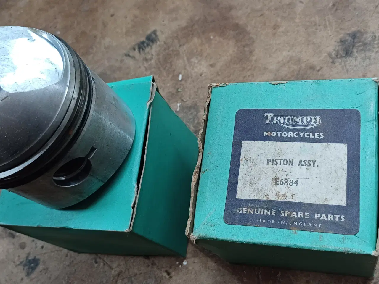 Billede 5 - TRIUMPH reservedele