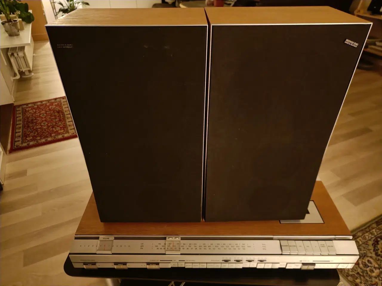 Billede 1 - Beocenter 2600 radio med kassettebånd, højttalere